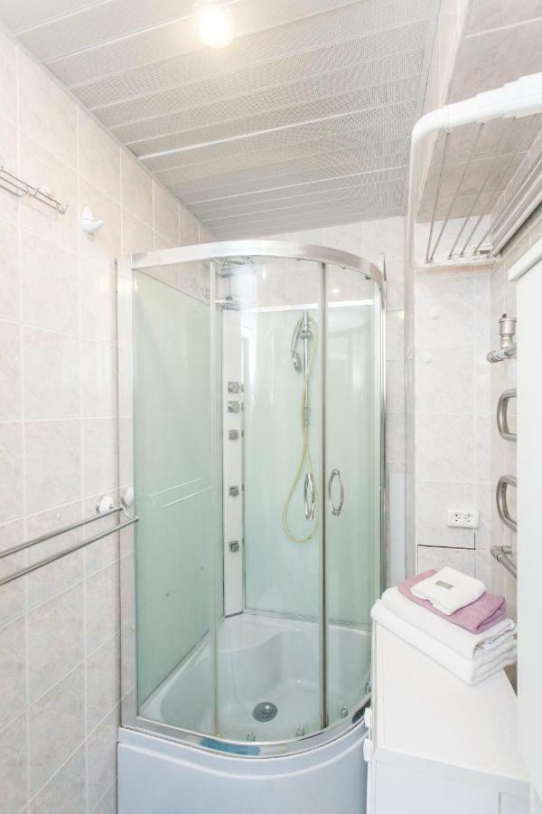 Apartment With Jacuzzi In Old Town Kaunas Exterior photo